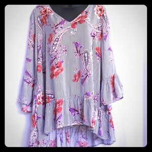 Unique Spectrum Plus Sz Striped & Floral Print Top